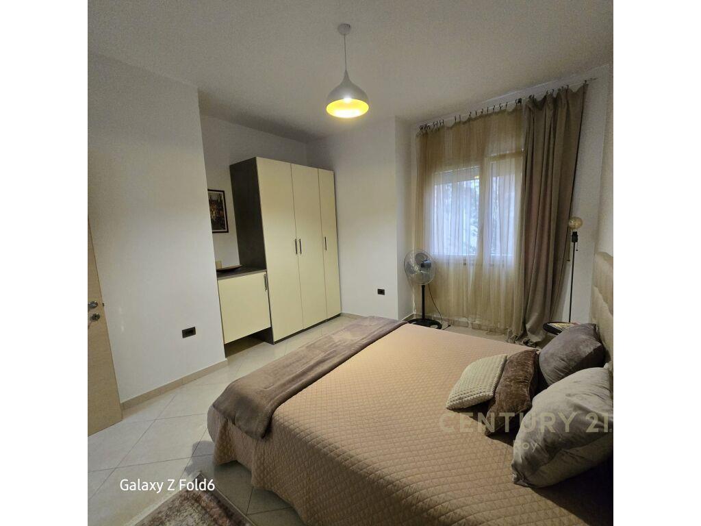 SHITET APARTAMENT 2+1+2 ME PAMJE DETI NE GOLEM 70M LARG PLAZ