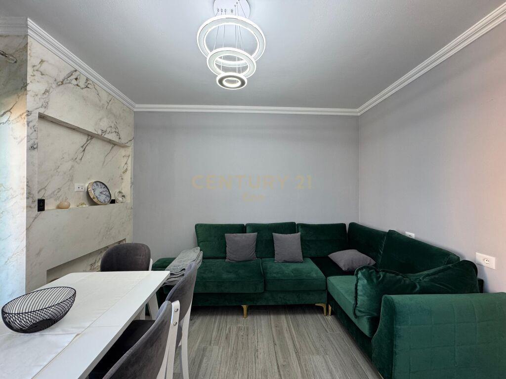 SHITET APARTAMENT 1+1 PAMJE DETI NE QERRET!