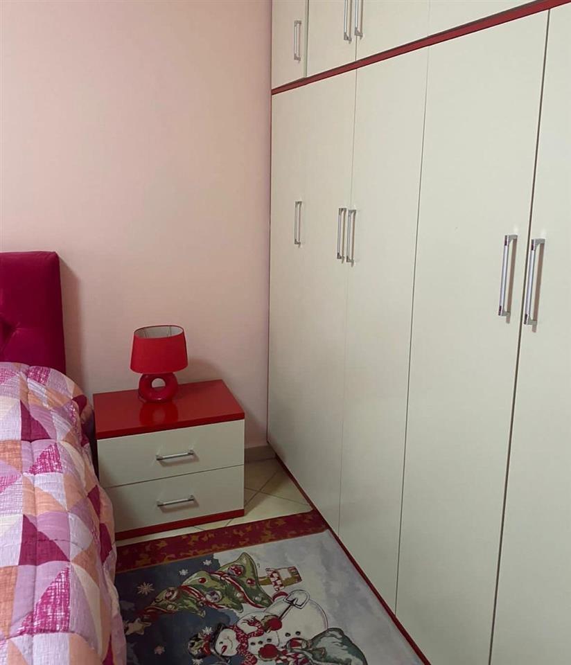 Shitet, Apartament 1+1, Iliria Plazh, Durres 80000 Euro