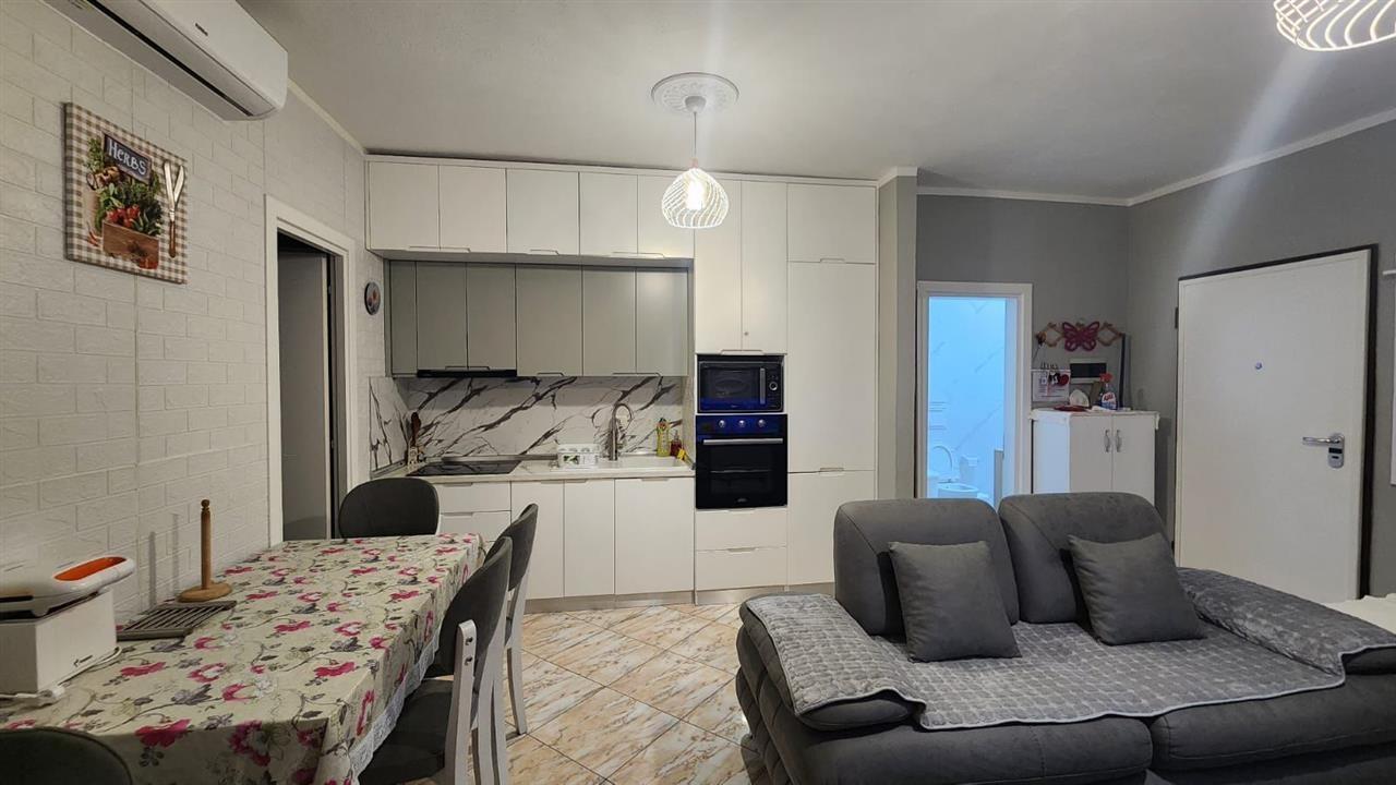 Shitet 2+1| Golem| Afer detit| 95000E