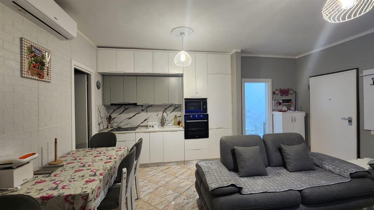 Shitet 2+1| Golem| Afer detit| 95000E