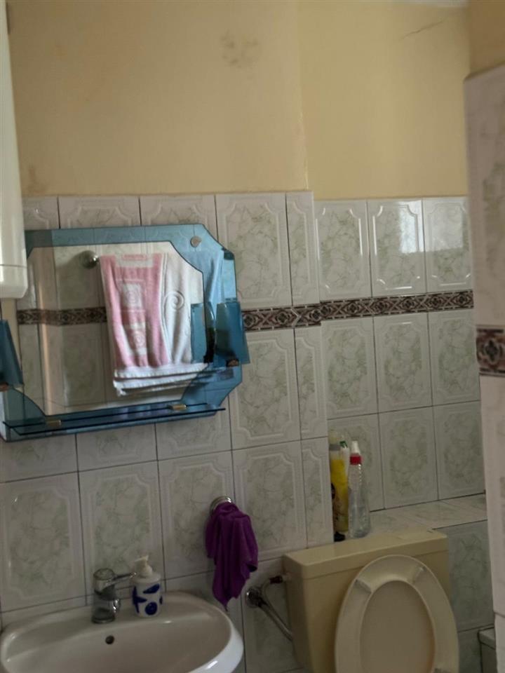 SHITET HRJA KATI – DYTE BANIM ME SIP – 56 M E MOBILUAR