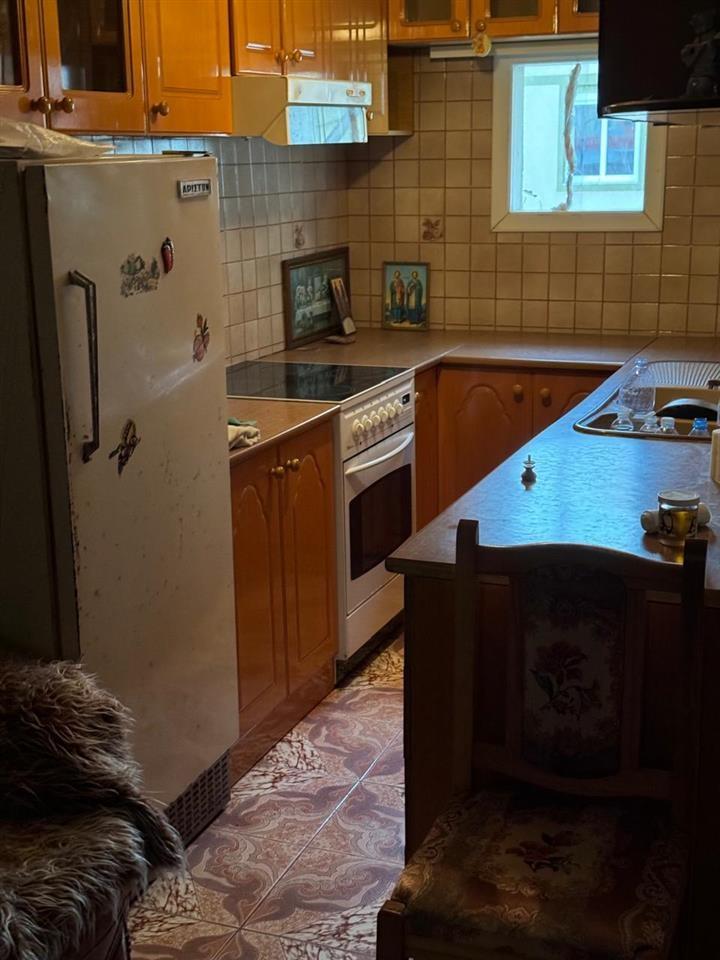 SHITET HRJA KATI – DYTE BANIM ME SIP – 56 M E MOBILUAR