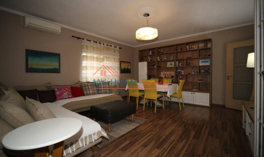 Apartament 2+1 Me Qira Pazari i Ri Tirane