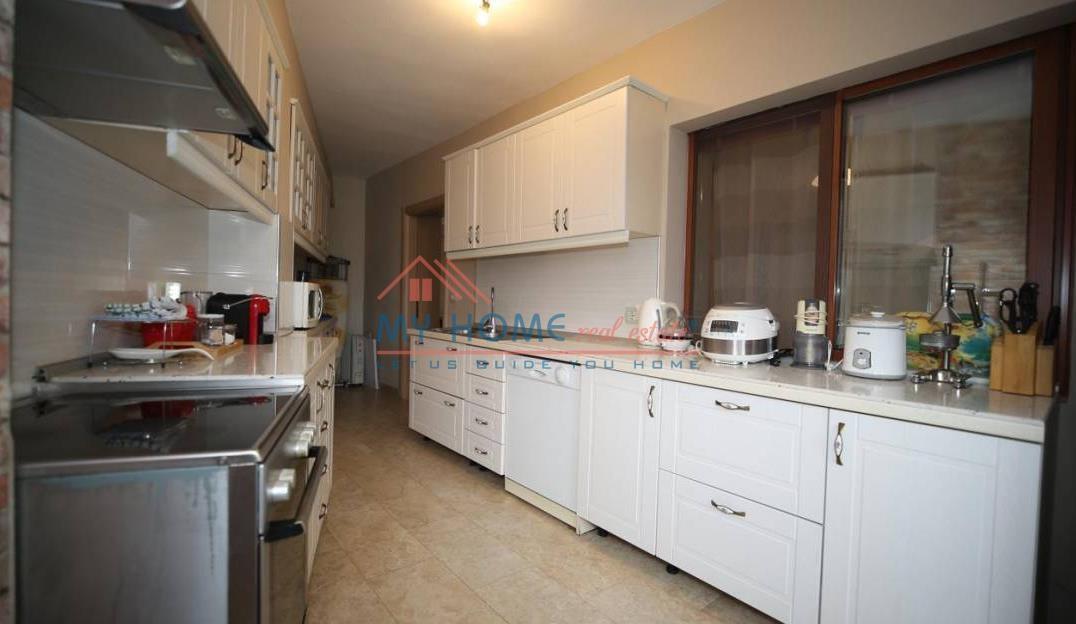 Apartament 2+1 Me Qira Pazari i Ri Tirane