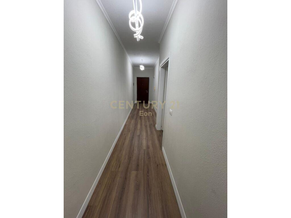 SHITET APARTAMENT 2+1 NE PLAZH, ILIRIA!