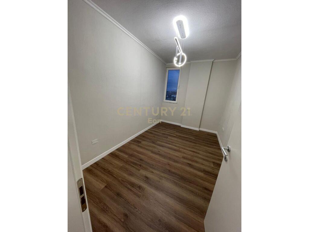 SHITET APARTAMENT 2+1 NE PLAZH, ILIRIA!