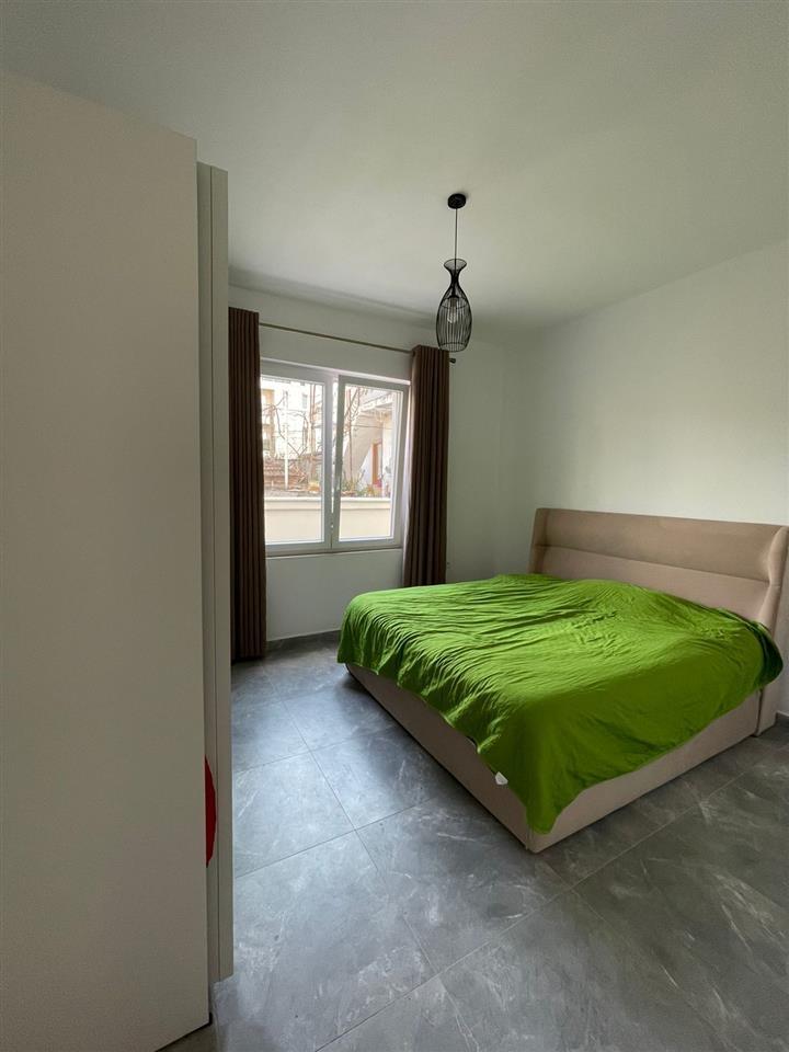 Vile per shitje| Eftali Koci