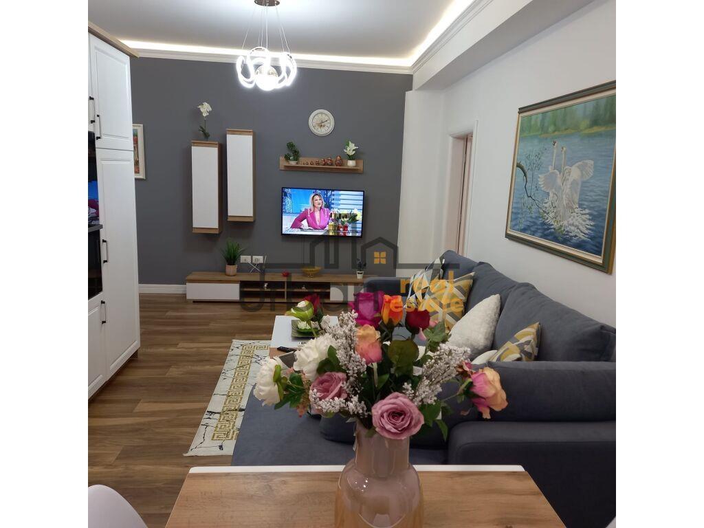 Qera, Apartament 1+1, Rr. Margarita Tutulani, Tiranë