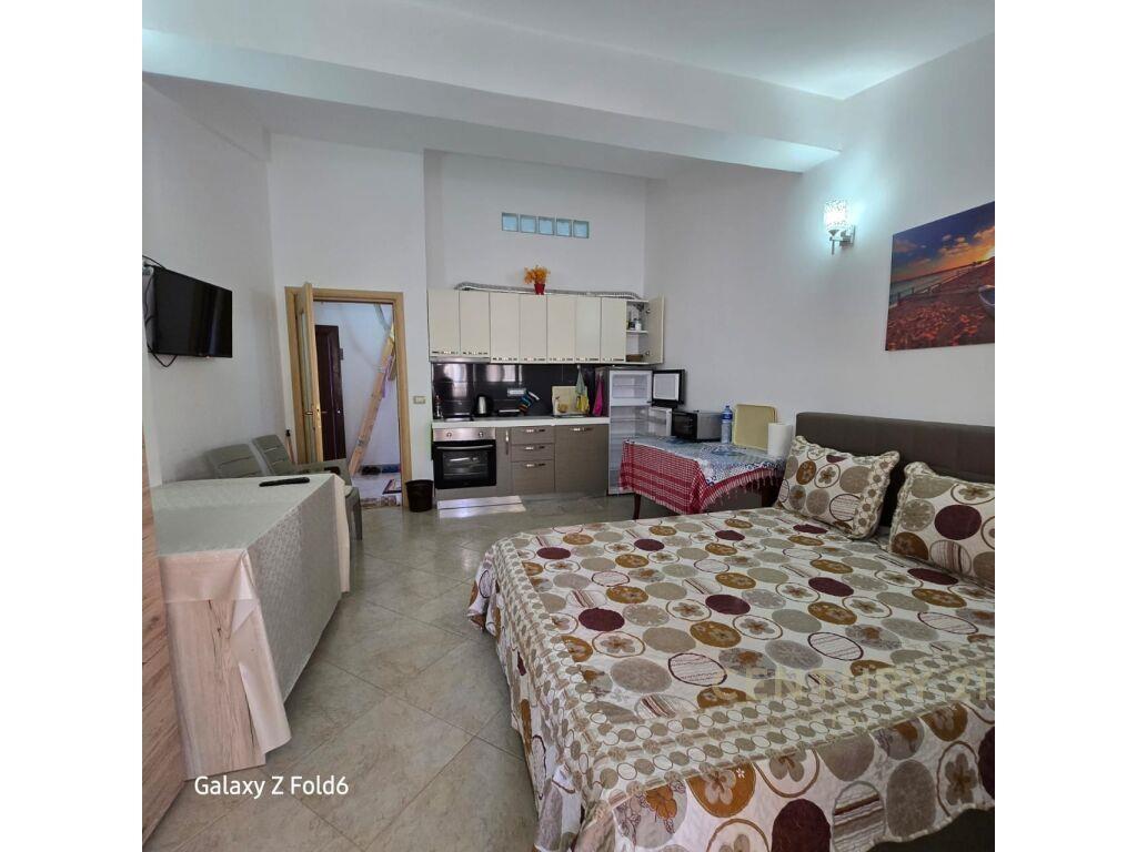 SHITET GARSONIERE E ADAPTUAR NE 1+1 + POST PARKIMI NE GOLEM