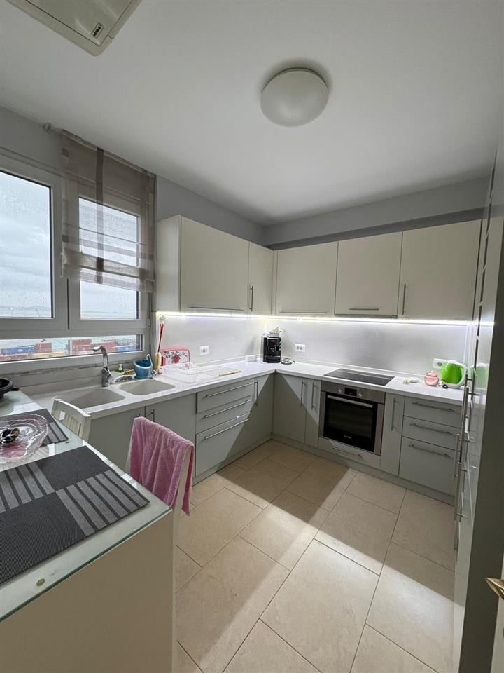 Apartament 3+1+2| Me pishine| Pamje deti