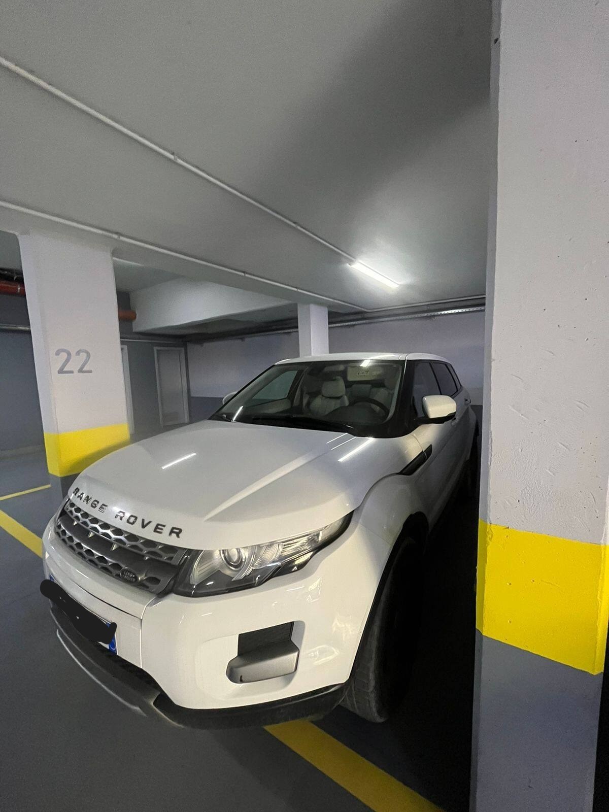 Shitet ap2+1 me 2 poste Parkimi Joy Residence