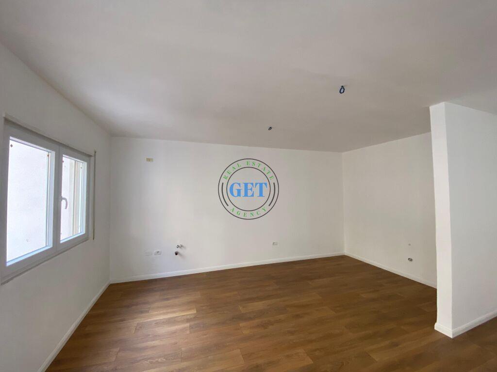 Shitet, Apartament 1+1, Plazh Iliria, Durres!!