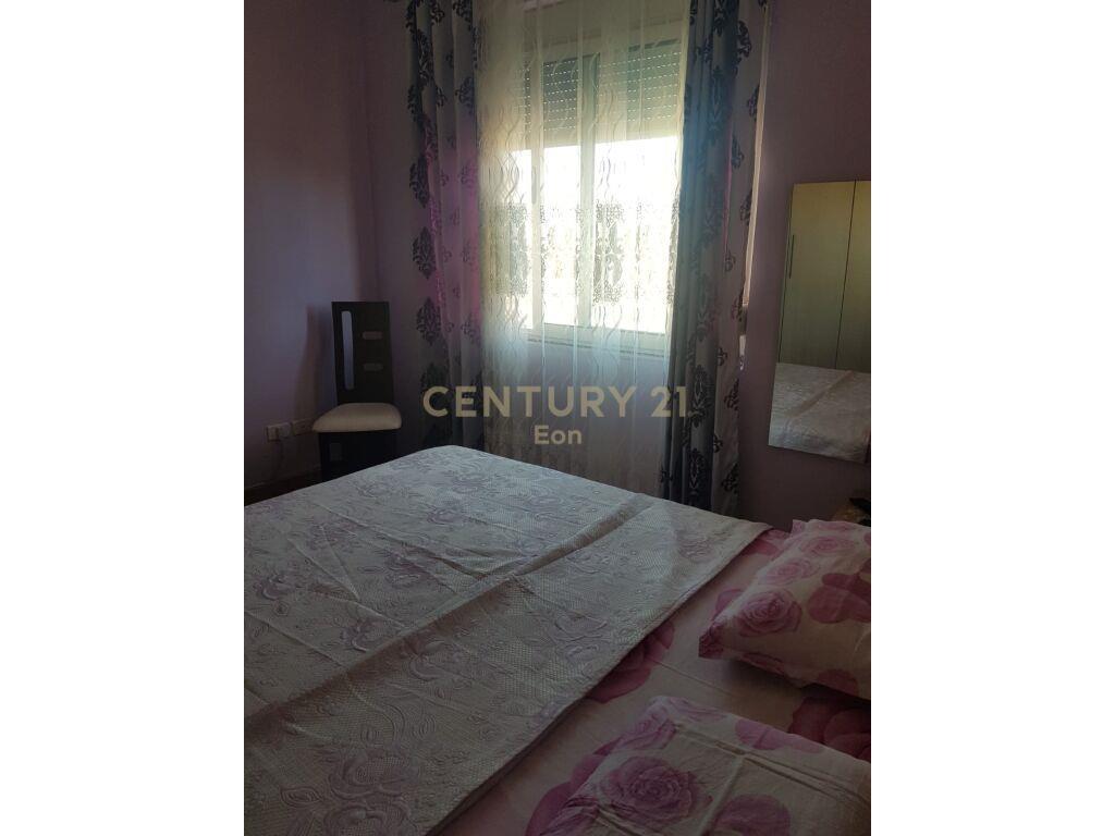 JEPET ME QIRA APARTAMENT 1+1 TEK KAZAZI NE DURRES !