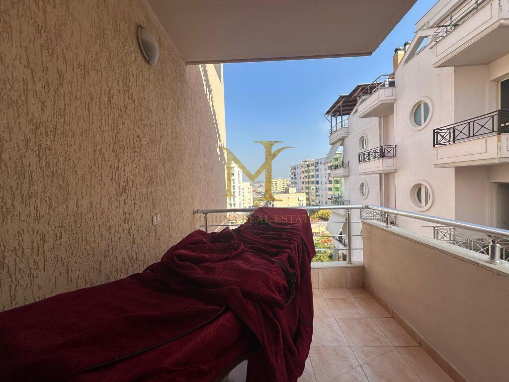 JEPET ME QERA APARTAMENT 1+1+2 NE PLAZH HEKURUDHA!