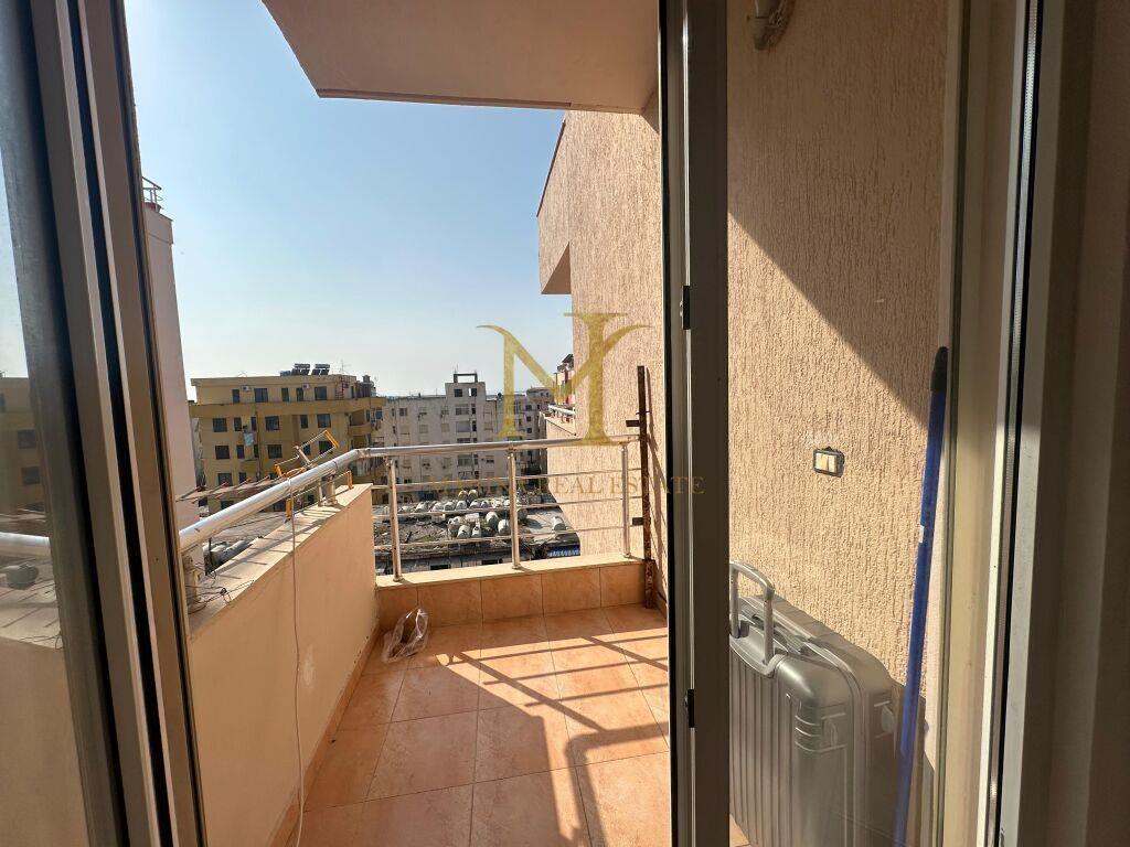 JEPET ME QERA APARTAMENT 1+1+2 NE PLAZH HEKURUDHA!