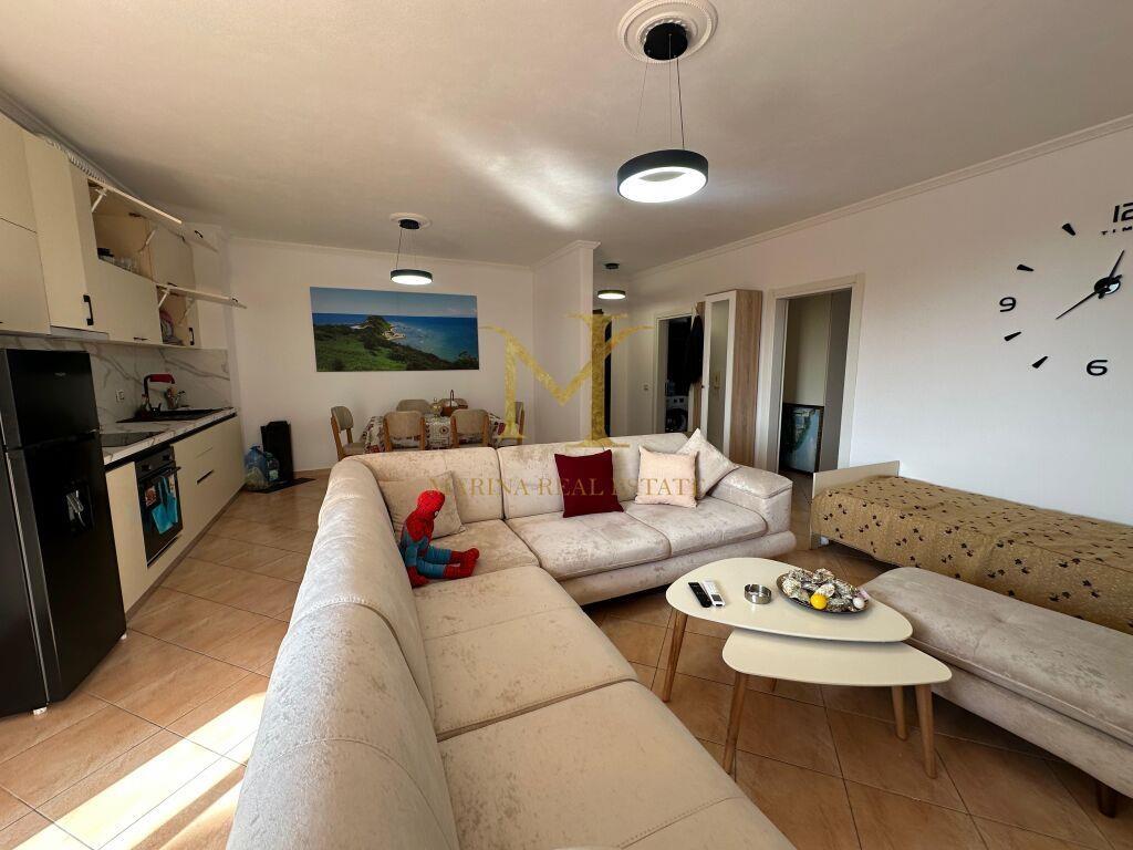 JEPET ME QERA APARTAMENT 1+1+2 NE PLAZH HEKURUDHA!