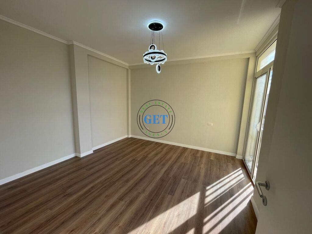 Shitet, Apartament 2+1, Plazh Iliria,Durres.