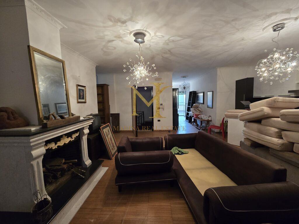 SHITET APARTAMENT 2+1+TARACE NE SHFRYTEZIM FULL PAMJE DETI N