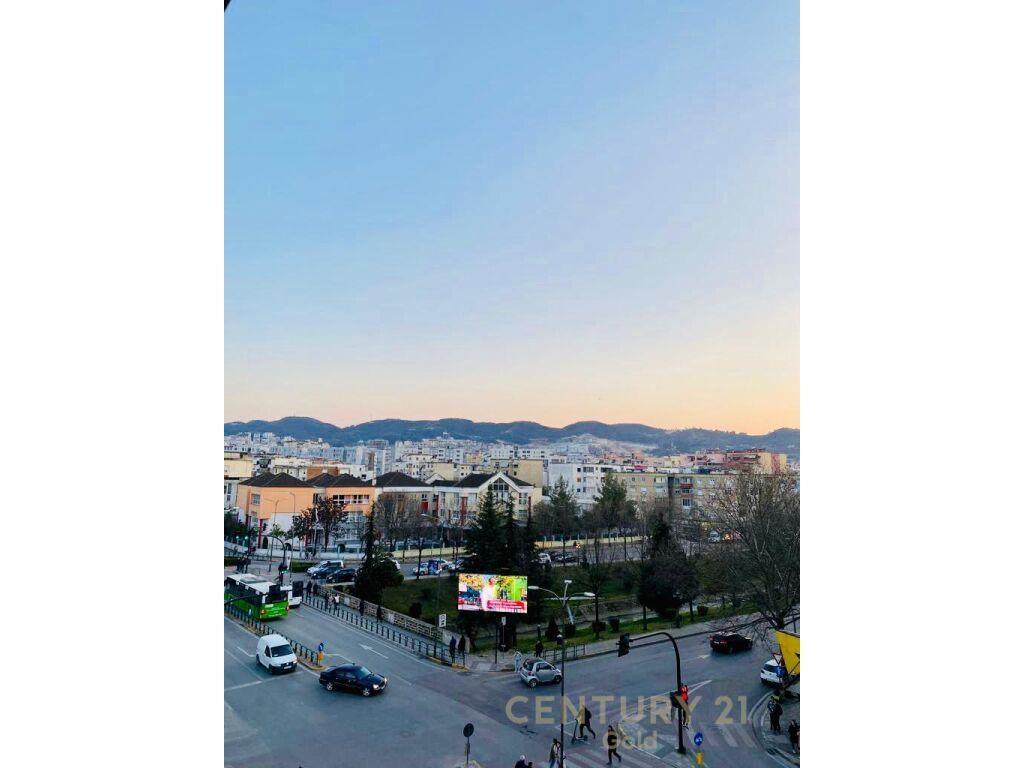 Qira Apartment 2+1+1 Vasil Shanto 550 € /Muaj