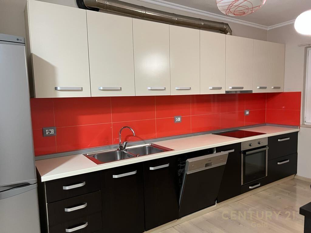 Qira Apartment 2+1+1 Vasil Shanto 550 € /Muaj