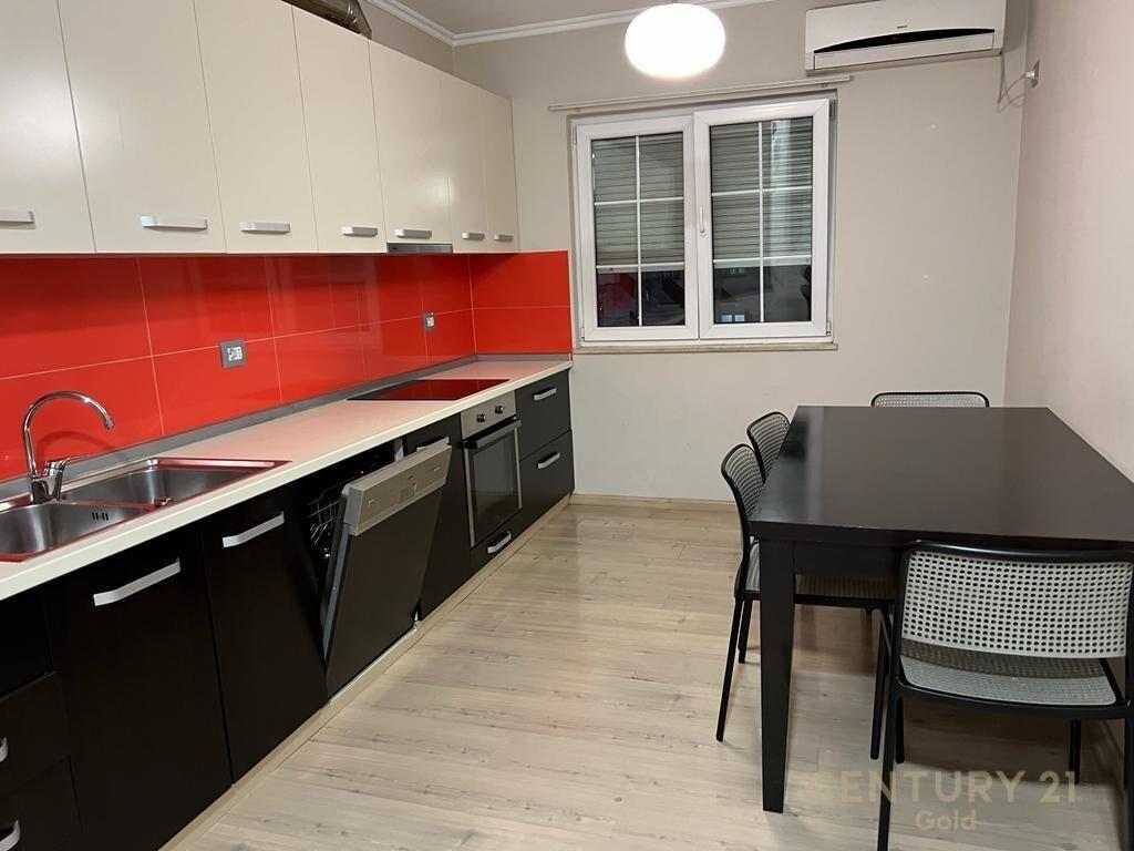 Qira Apartment 2+1+1 Vasil Shanto 550 € /Muaj