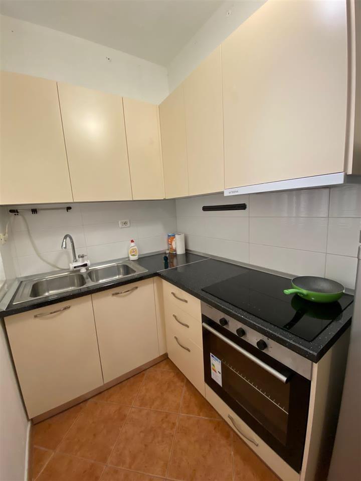 SHITET APARTAMENT 1+1 TE POLIKLINIKA DURRES!
