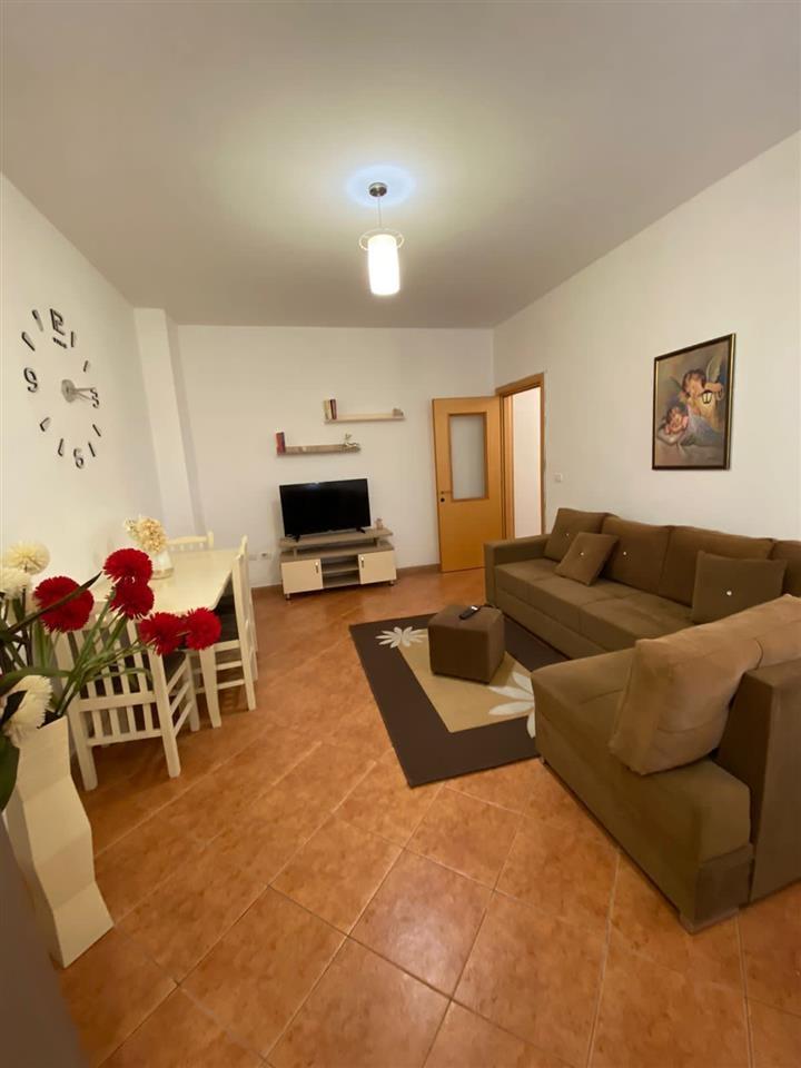 SHITET APARTAMENT 1+1 TE POLIKLINIKA DURRES!