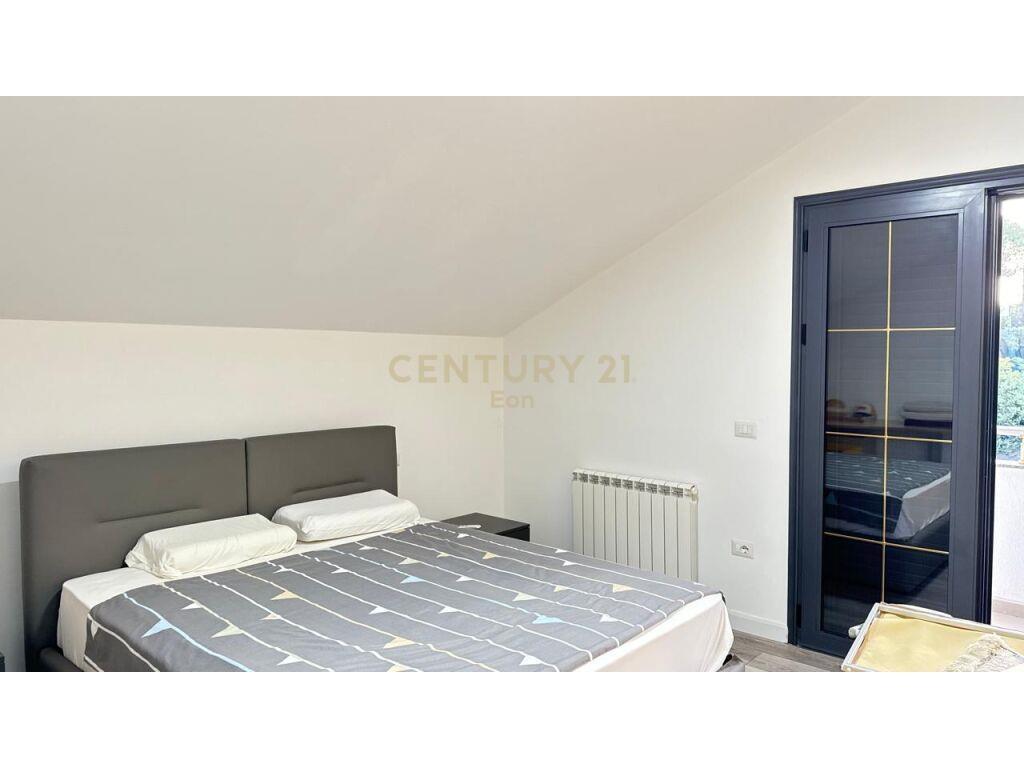 Shitet Vile Elitare, Mali Robit !