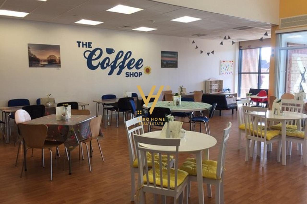 BAR-RESTORANT ME QERA 300M2 200.000 LEKE