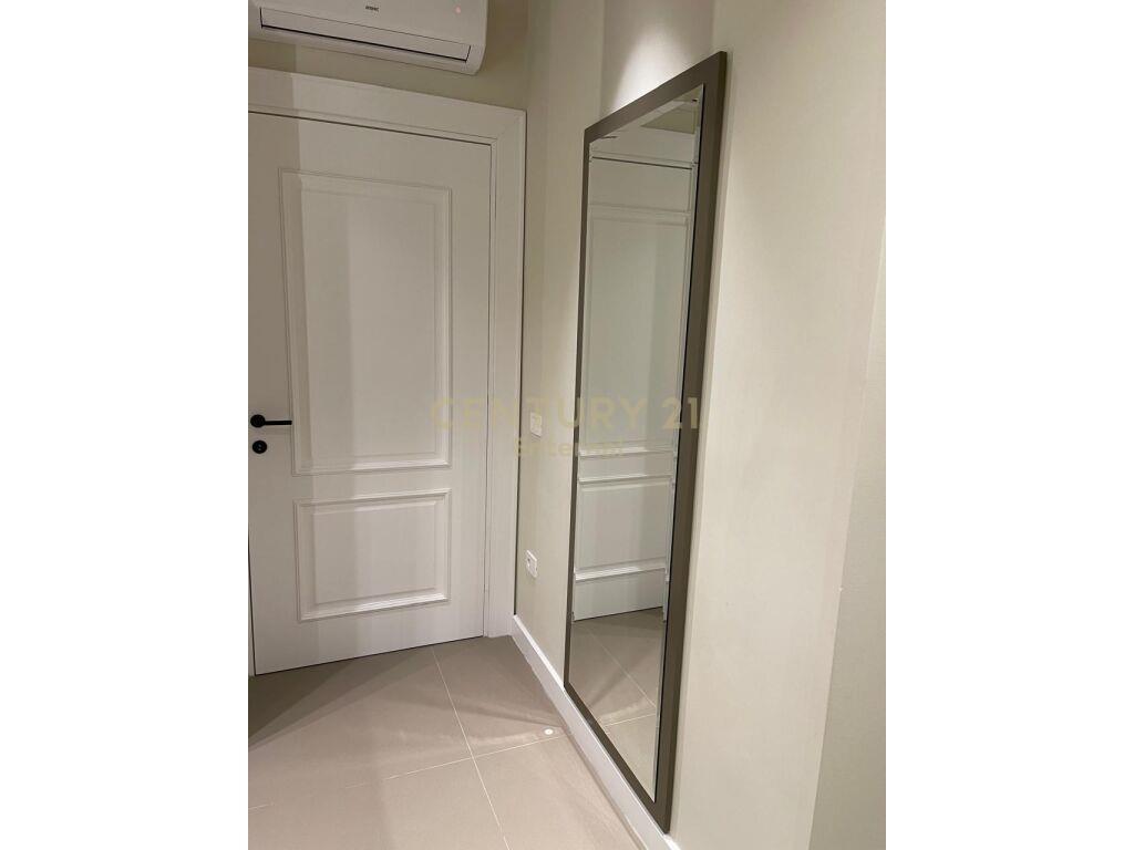 Qira Apartment 3+1+2 Liqeni i Thatë 1800 €