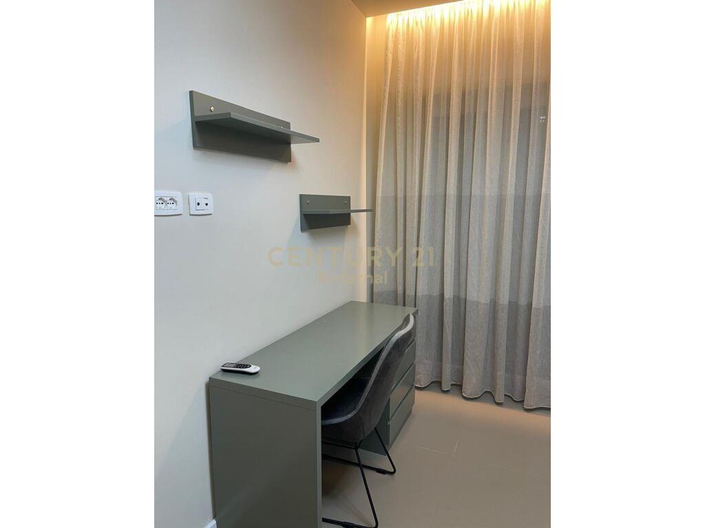 Qira Apartment 3+1+2 Liqeni i Thatë 1800 €