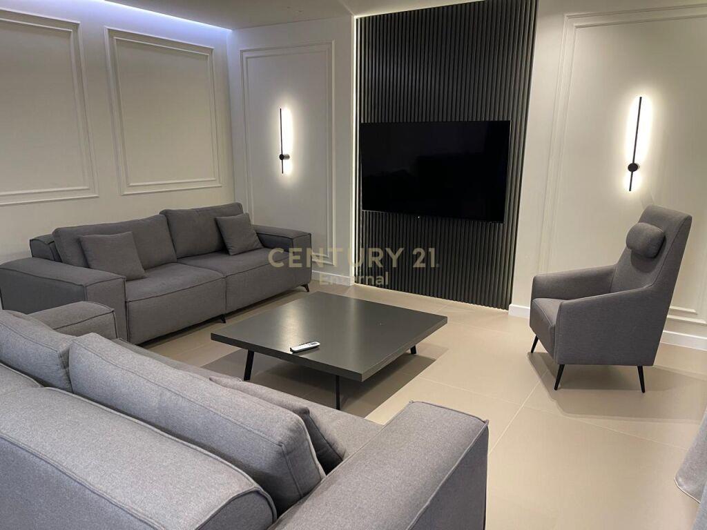 Qira Apartment 3+1+2 Liqeni i Thatë 1800 €