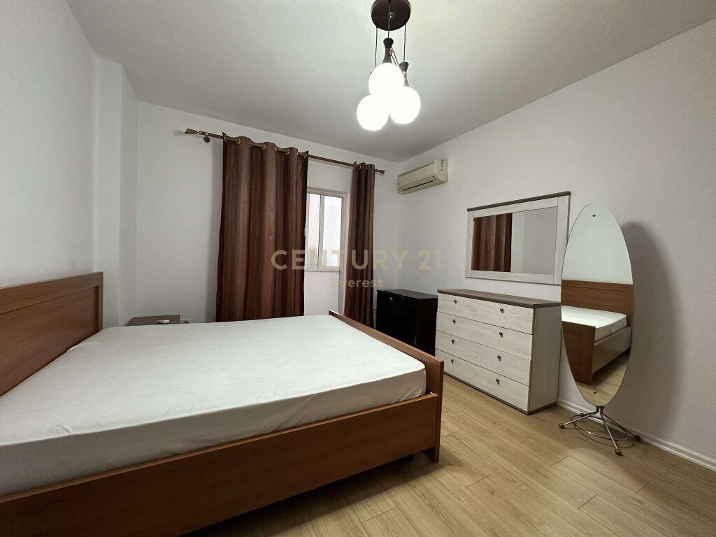 Qira Apartament 2+1+1 Stadiumi Dinamo €750
