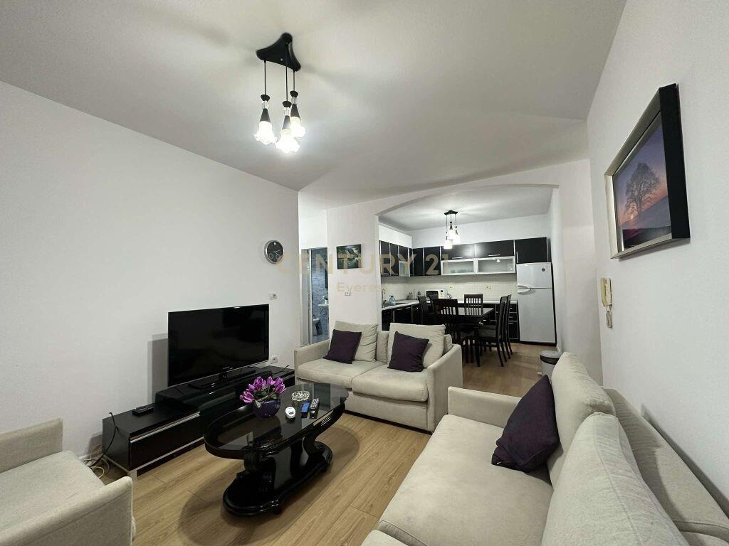Qira Apartament 2+1+1 Stadiumi Dinamo €750
