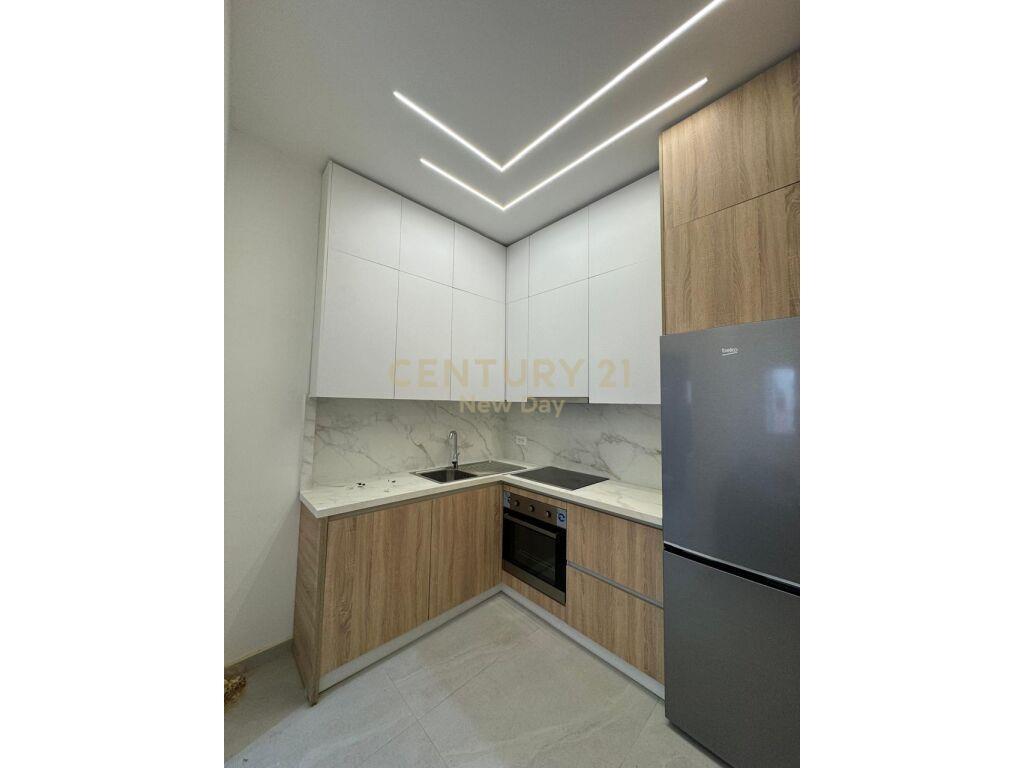 Apartament 1+1 me qira ne Qender te Durresit. Durrës, Alban