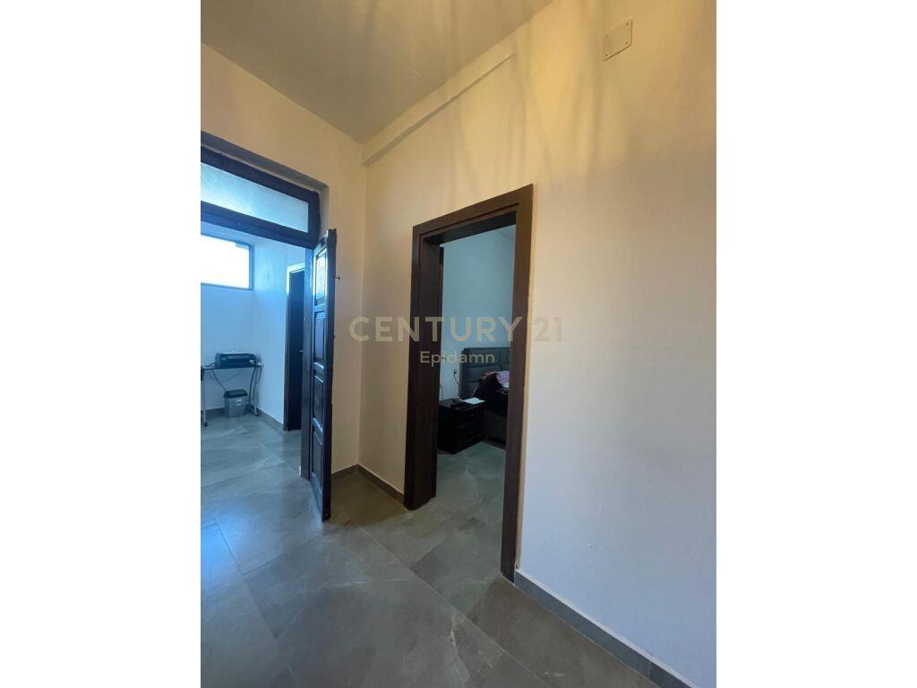 Apartament 2+1 për Qira te Gjykata në Durrës – 300€ | 47 m²