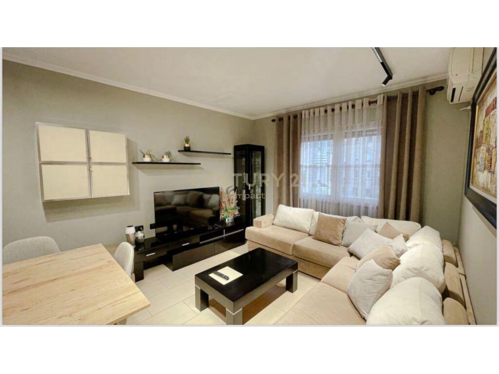 JAPIM ME QIRA APARTAMENT 1+1 TEK MEDRESEJA