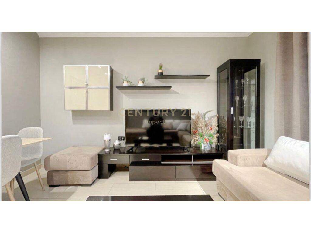 JAPIM ME QIRA APARTAMENT 1+1 TEK MEDRESEJA