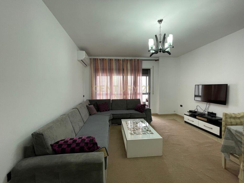 APARTAMENT 2+1+2 ME QIRA, UNAZA E RE, ASTIR