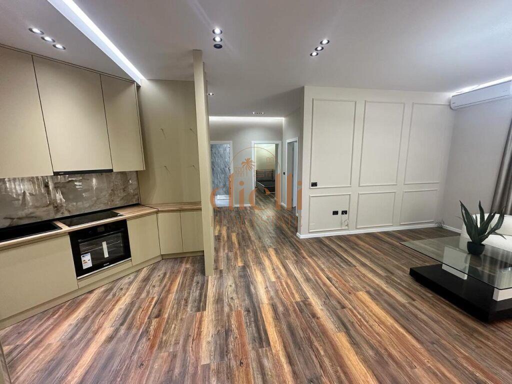 SHITET APARTAMENT 2+1+2, TEK GJIRI I LALZIT (LURA 1 RESORT)