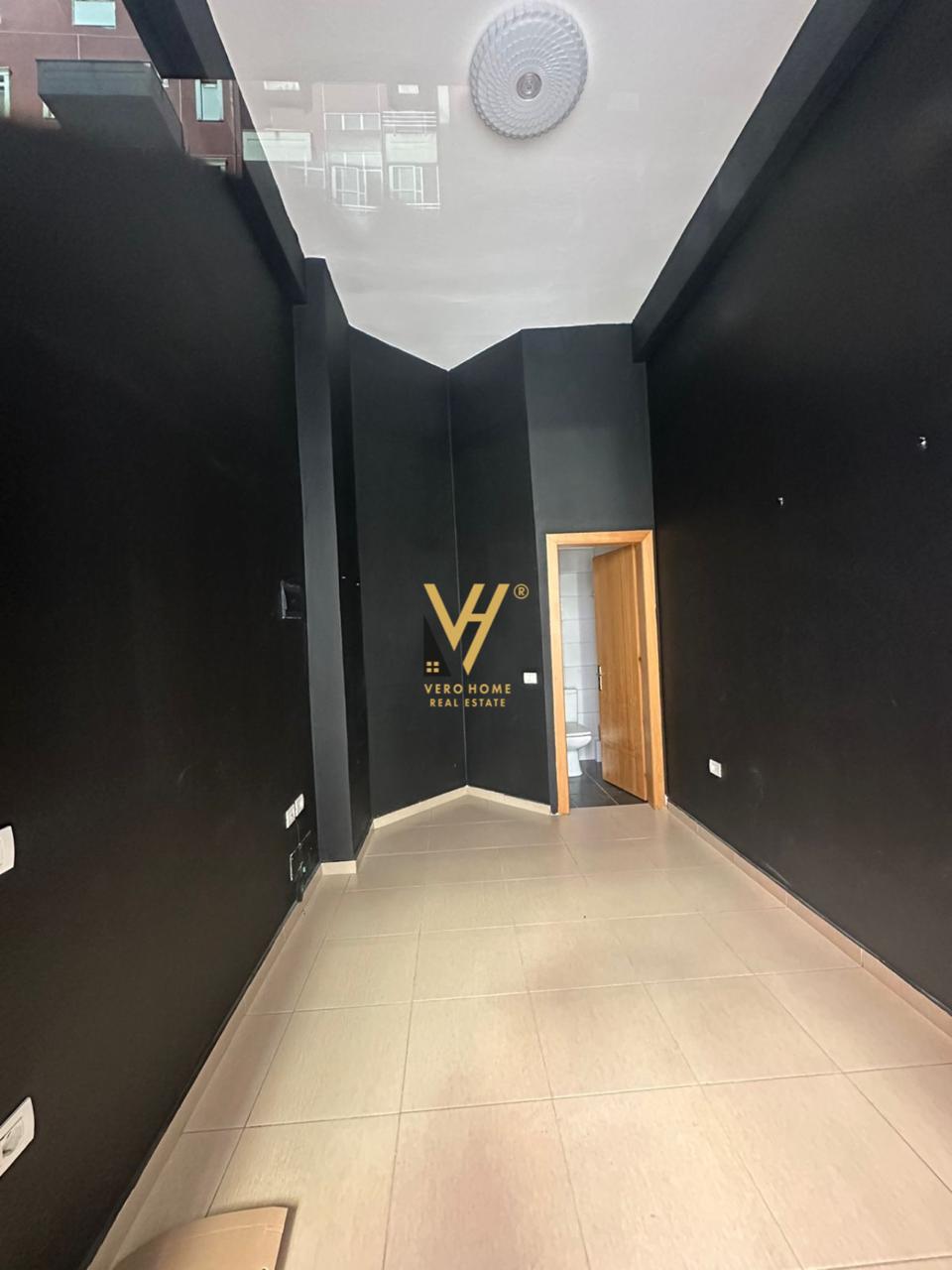 SHITET DYQAN 14 M2 TE KODRA E DIELLIT 43.000 EURO