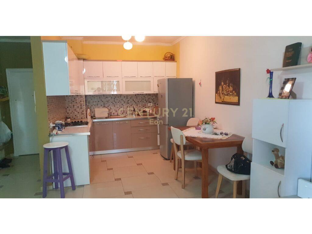 JEPET APARTAMENT 1+1 ME QERA NE PLAZH ILIRIA!