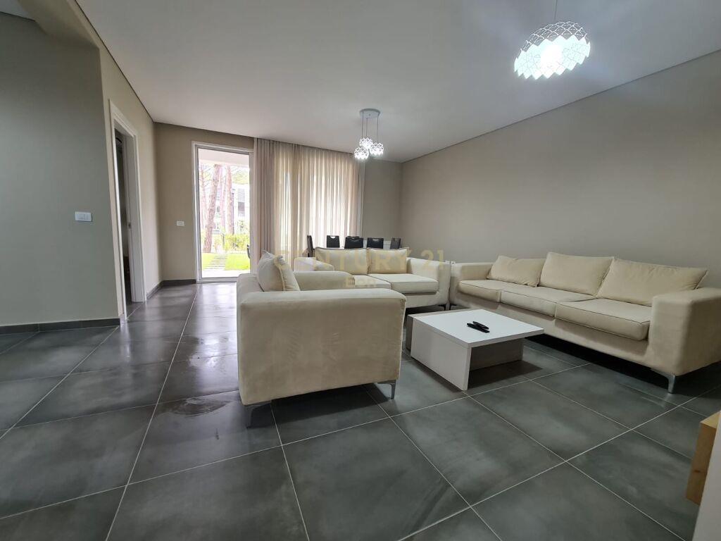 JEPET ME QIRA APARTAMENT 2+1 ME OBORR NE SAN PIETRO! ( SEZON