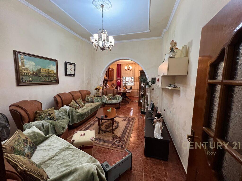 OKAZION **SHITET SHTEPI PRIVATE NE SHKOZET,DURRES!! 650€/m2*