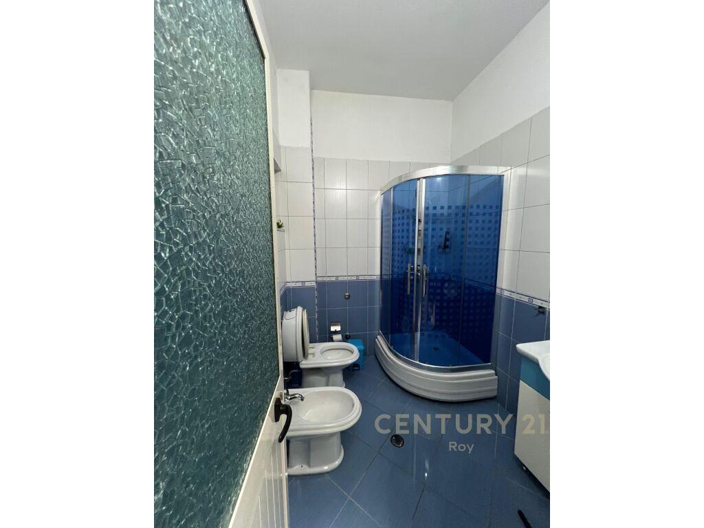 OKAZION **SHITET SHTEPI PRIVATE NE SHKOZET,DURRES!! 650€/m2*