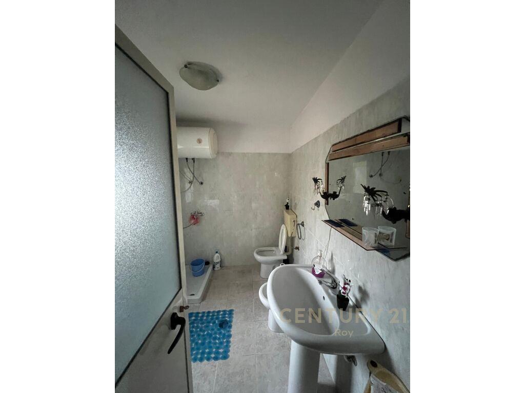 OKAZION **SHITET SHTEPI PRIVATE NE SHKOZET,DURRES!! 650€/m2*