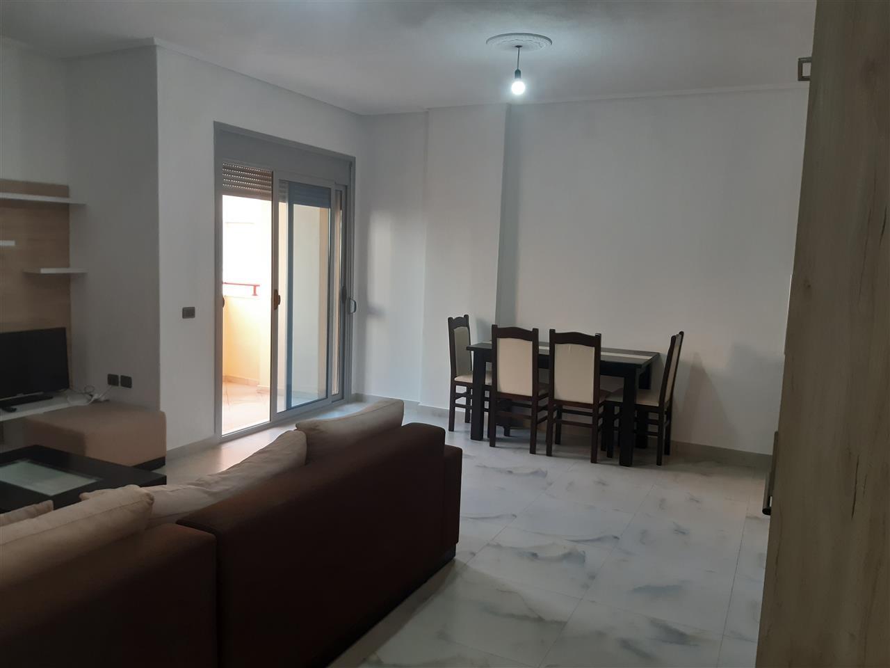 Jepet me qera afat gjat Apartamenti,Kati 6