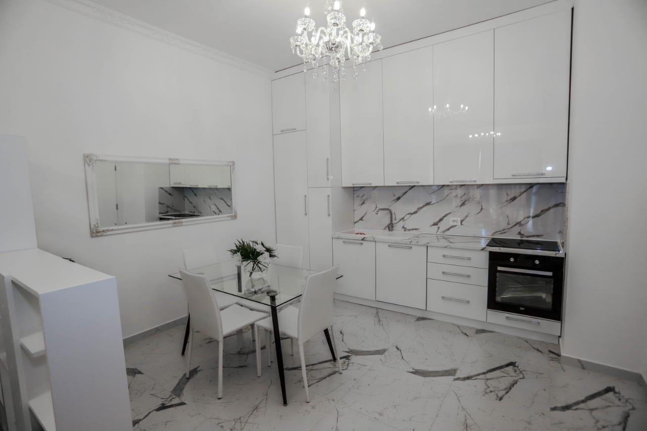 Jepet me Qera Apartament 1+1 Square21