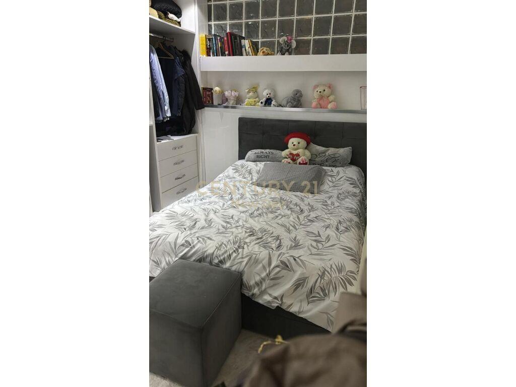 Apartament 2+1+2t prane Muzeumit te Deshmoreve